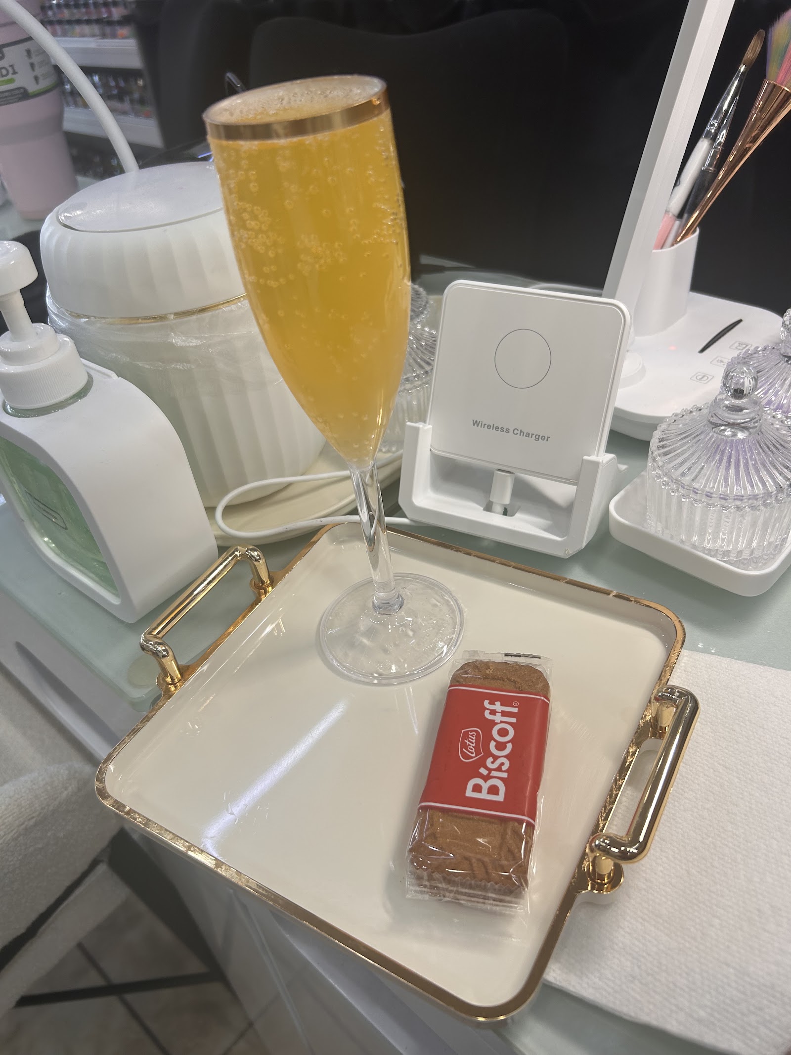 Niveen Nail Bar nail photo 3