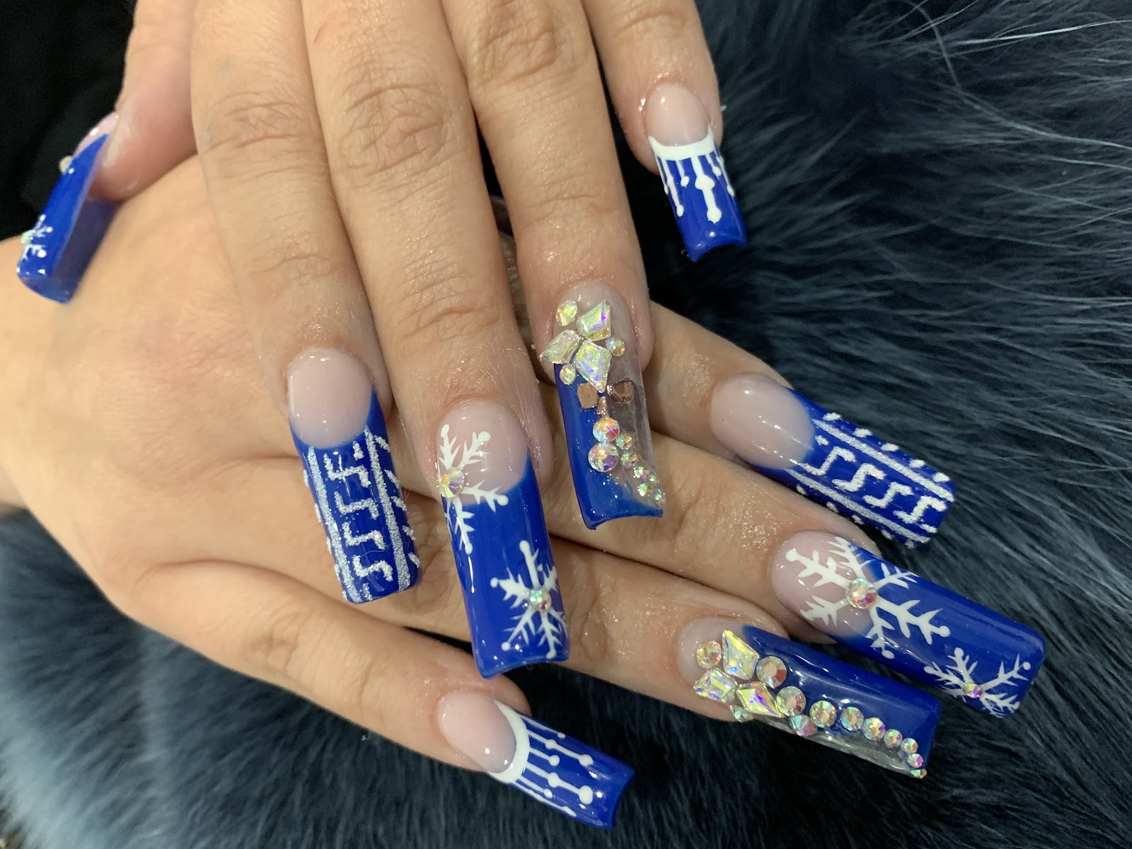 Niveen Nail Bar nail photo 4